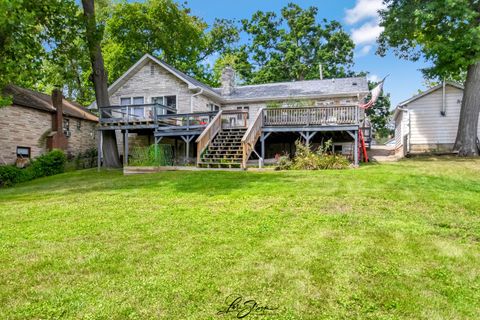 38871 N Lakeview Avenue Antioch IL 60002