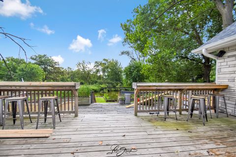 Tiny photo for 38871 N Lakeview Avenue, Antioch, IL 60002 (MLS # 12598542)