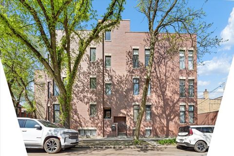 Tiny photo for 1934 W Thomas Street #2, Chicago, IL 60622 (MLS # 12624784)