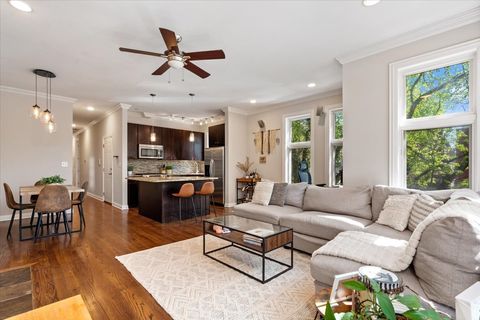 Tiny photo for 1934 W Thomas Street #2, Chicago, IL 60622 (MLS # 12624784)