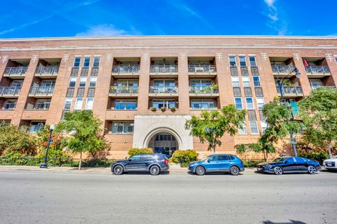 1350 W Fullerton Avenue 405 Chicago IL 60614