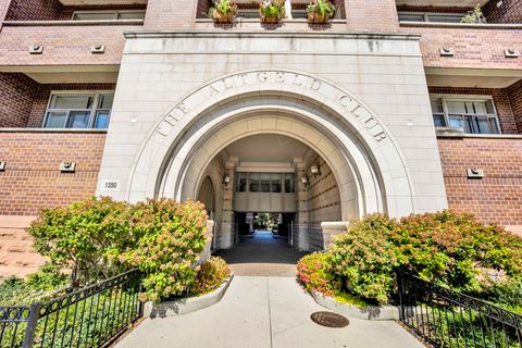 Tiny photo for 1350 W Fullerton Avenue #405, Chicago, IL 60614 (MLS # 12487545)