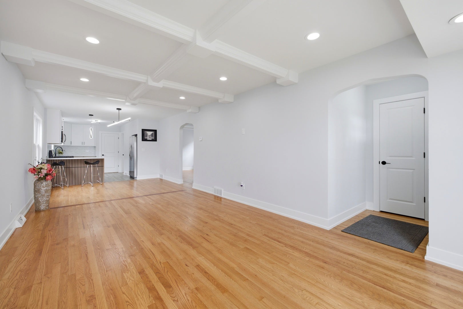 3506 W 77th Street