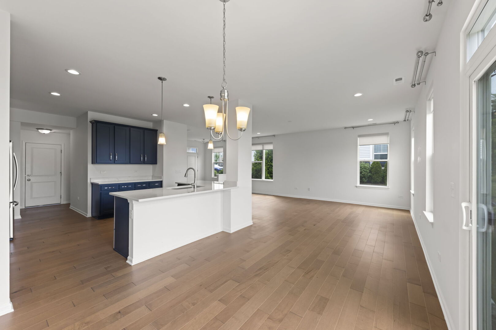 4184 Calder Lane