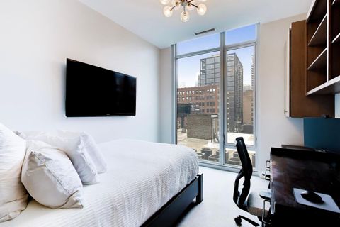 Tiny photo for 360 W Erie Street #5D, Chicago, IL 60654 (MLS # 12605903)