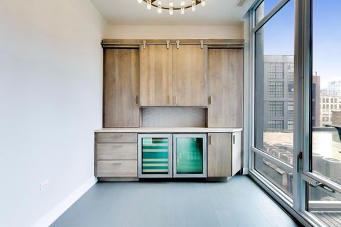 Tiny photo for 360 W Erie Street #5D, Chicago, IL 60654 (MLS # 12605903)