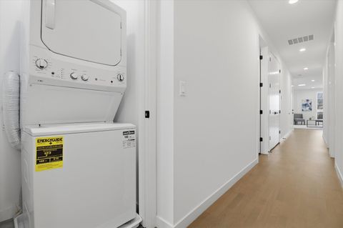 Tiny photo for 5824 N Lincoln Avenue #2S, Chicago, IL 60659 (MLS # 12572181)