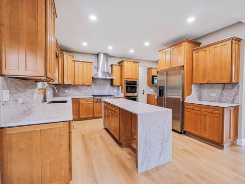 Tiny photo for 640 Downey Street, Hoffman Estates, IL 60169 (MLS # 12739743)
