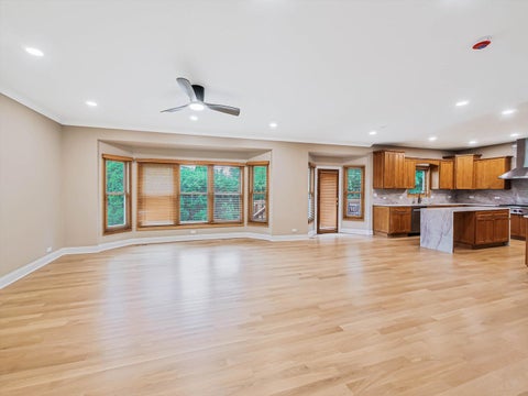 Tiny photo for 640 Downey Street, Hoffman Estates, IL 60169 (MLS # 12739743)