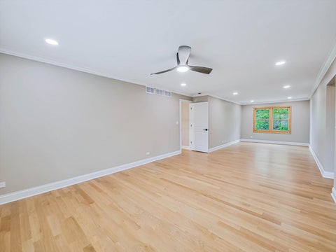 Tiny photo for 640 Downey Street, Hoffman Estates, IL 60169 (MLS # 12739743)