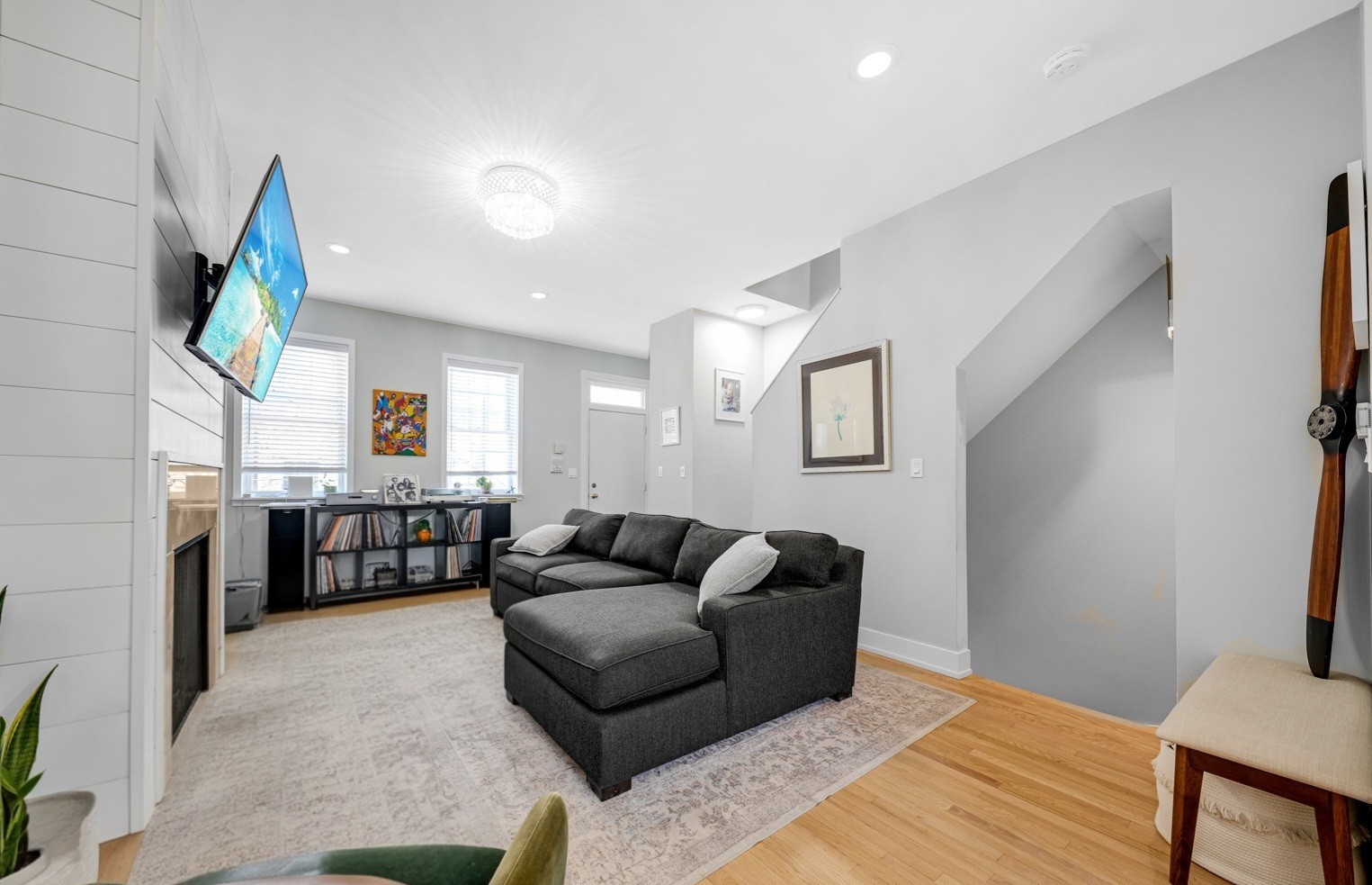 1733 W Crystal Street C