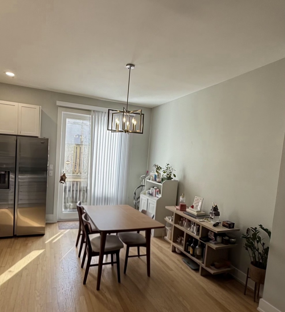 1733 W Crystal Street C