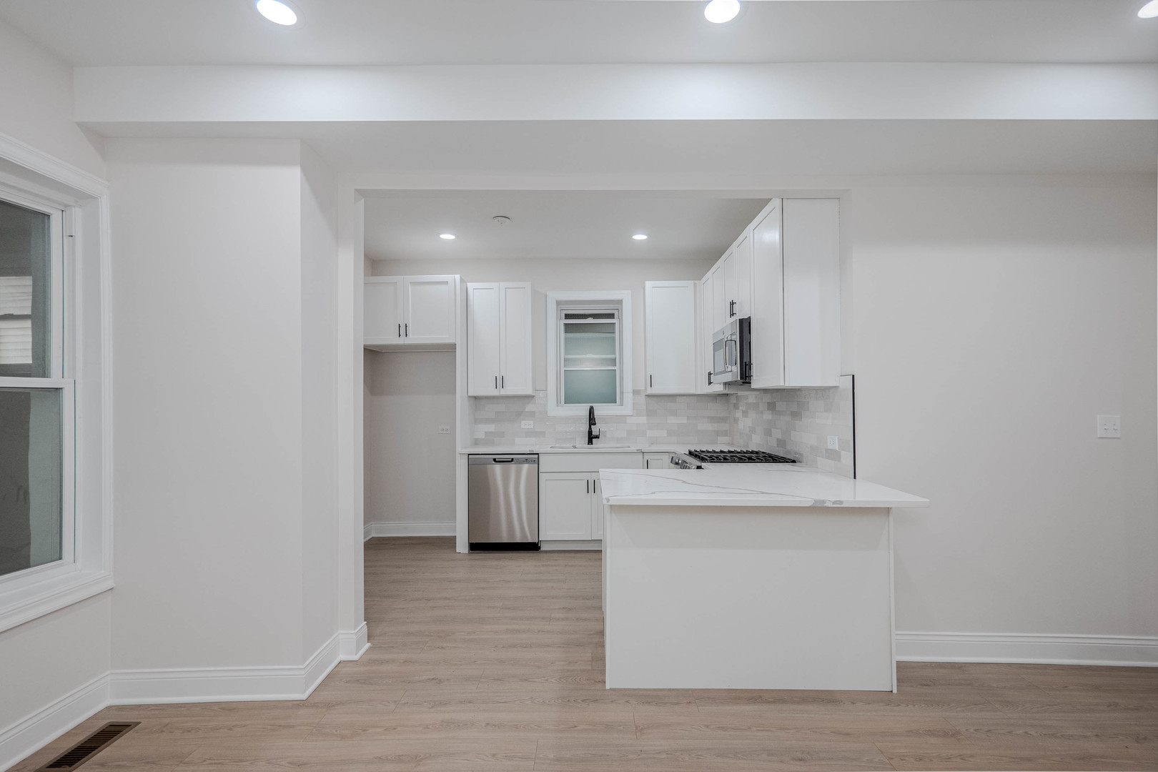 5749 S Bishop Street