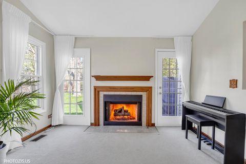 Tiny photo for 103 N Sterling Heights Road, Vernon Hills, IL 60061 (MLS # 12628772)