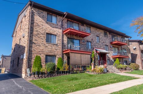 Photo of 11810 S Komensky Avenue #101, Alsip, IL 60803 (MLS # 12631113)