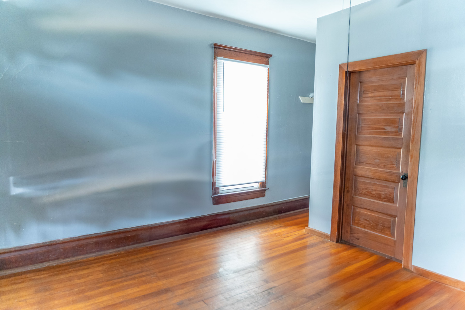 302 E Prospect Terrace
