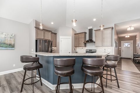 Tiny photo for 531 W Meadowdale Circle, Hampshire, IL 60140 (MLS # 12506143)