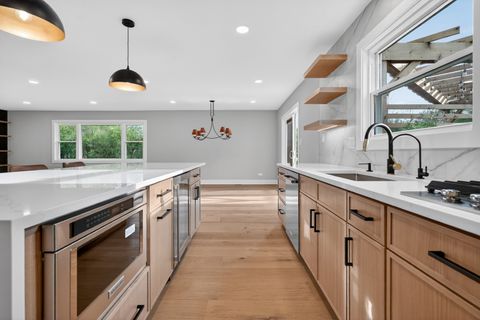 Tiny photo for 1230 Guerin Road, Libertyville, IL 60048 (MLS # 12631210)