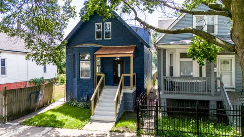 Tiny photo for 845 W 50th Place, Chicago, IL 60609 (MLS # 12488657)