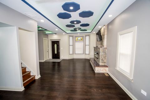 Tiny photo for 845 W 50th Place, Chicago, IL 60609 (MLS # 12488657)