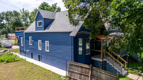 Tiny photo for 845 W 50th Place, Chicago, IL 60609 (MLS # 12488657)