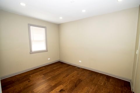 Tiny photo for 845 W 50th Place, Chicago, IL 60609 (MLS # 12488657)