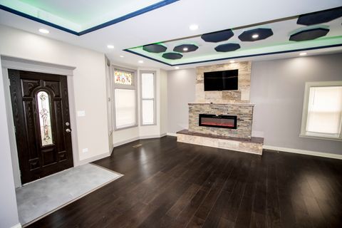 Tiny photo for 845 W 50th Place, Chicago, IL 60609 (MLS # 12488657)