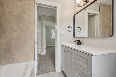 Tiny photo for 10280 Kenilworth Avenue, Algonquin, IL 60102 (MLS # 12472364)