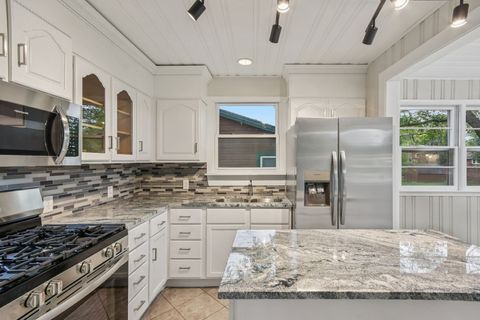 Tiny photo for 10280 Kenilworth Avenue, Algonquin, IL 60102 (MLS # 12472364)