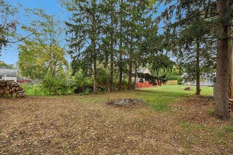 Tiny photo for 10280 Kenilworth Avenue, Algonquin, IL 60102 (MLS # 12472364)