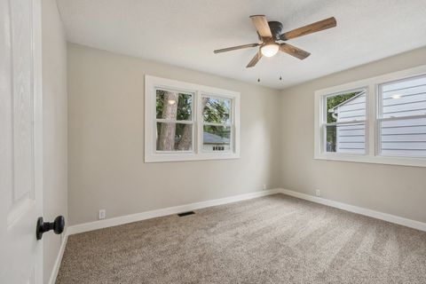 Tiny photo for 10280 Kenilworth Avenue, Algonquin, IL 60102 (MLS # 12472364)