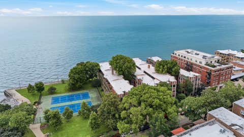 Tiny photo for 7639 N Eastlake Terrace #1D, Chicago, IL 60626 (MLS # 12742421)