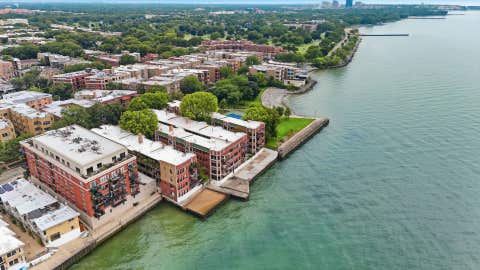 Tiny photo for 7639 N Eastlake Terrace #1D, Chicago, IL 60626 (MLS # 12742421)