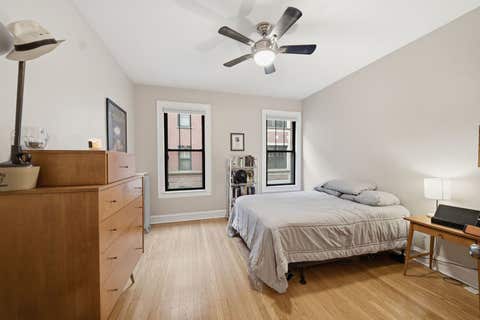 Tiny photo for 7639 N Eastlake Terrace #1D, Chicago, IL 60626 (MLS # 12742421)