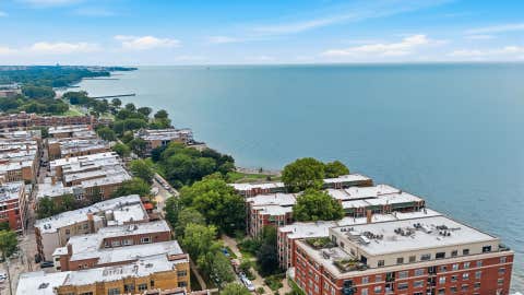 Tiny photo for 7639 N Eastlake Terrace #1D, Chicago, IL 60626 (MLS # 12742421)