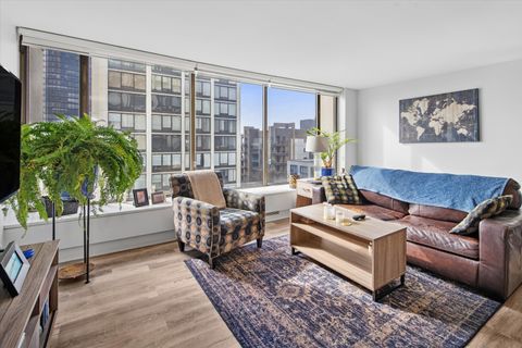 Tiny photo for 5455 N SHERIDAN Road #808, Chicago, IL 60640 (MLS # 12581260)