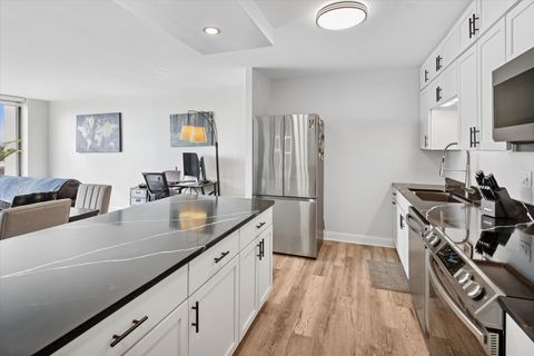 Tiny photo for 5455 N SHERIDAN Road #808, Chicago, IL 60640 (MLS # 12581260)