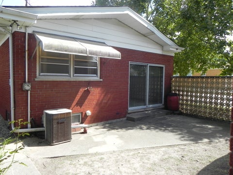 Tiny photo for 5400 N Mulligan Avenue, Chicago, IL 60630 (MLS # 12754165)