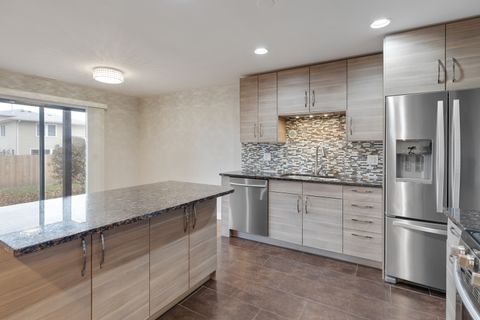 Tiny photo for 531 Cumberland Trail #B, Roselle, IL 60172 (MLS # 12596684)