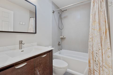 Tiny photo for 531 Cumberland Trail #B, Roselle, IL 60172 (MLS # 12596684)