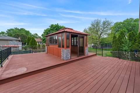 Tiny photo for 10403 Broadmoor Drive, Palos Hills, IL 60465 (MLS # 12634048)