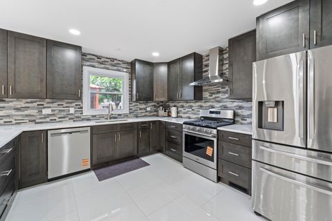 Tiny photo for 10403 Broadmoor Drive, Palos Hills, IL 60465 (MLS # 12634048)