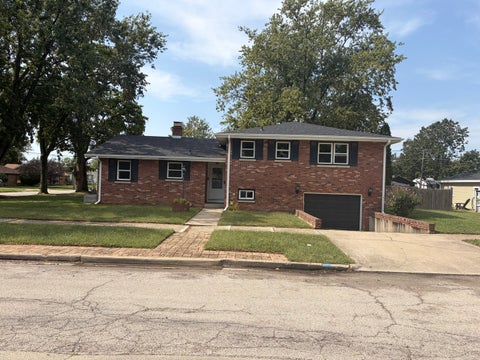 Photo of 495 S Prairie Avenue, Bradley, IL 60915 (MLS # 12760914)