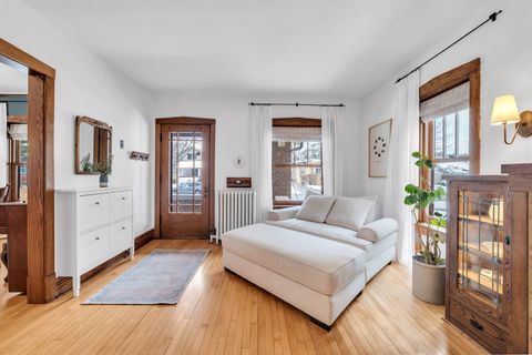 Tiny photo for 17 S Maple Street, Mount Prospect, IL 60056 (MLS # 12563601)