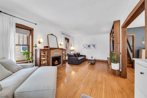 Tiny photo for 17 S Maple Street, Mount Prospect, IL 60056 (MLS # 12563601)