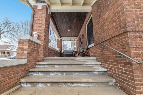 Tiny photo for 17 S Maple Street, Mount Prospect, IL 60056 (MLS # 12563601)