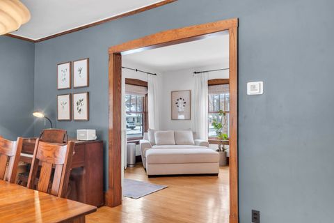 Tiny photo for 17 S Maple Street, Mount Prospect, IL 60056 (MLS # 12563601)