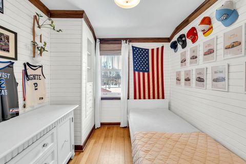 Tiny photo for 17 S Maple Street, Mount Prospect, IL 60056 (MLS # 12563601)