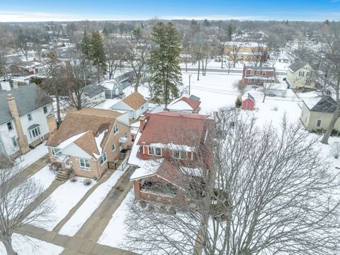 Tiny photo for 17 S Maple Street, Mount Prospect, IL 60056 (MLS # 12563601)