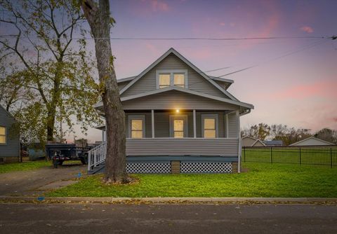 Tiny photo for 1001 Pancake Street, Bloomington, IL 61701 (MLS # 12521115)